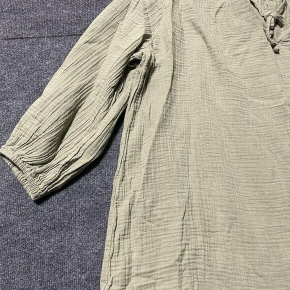 H&M Shirt Womens 2XL Green Crinkle Gauze Peasant Tunic 3/4 Sleeve Lace Up Boho - Picture 2 of 9